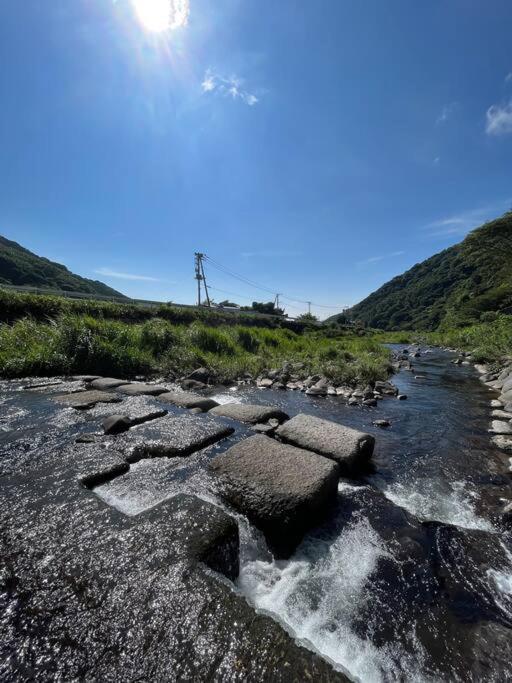 御浜岬の至福を一身に味わう 一軒家貸切宿で贅沢なバーベキューを楽しみながら夕陽に染まる戸田湾の美しさを満喫 Numazu Exterior photo